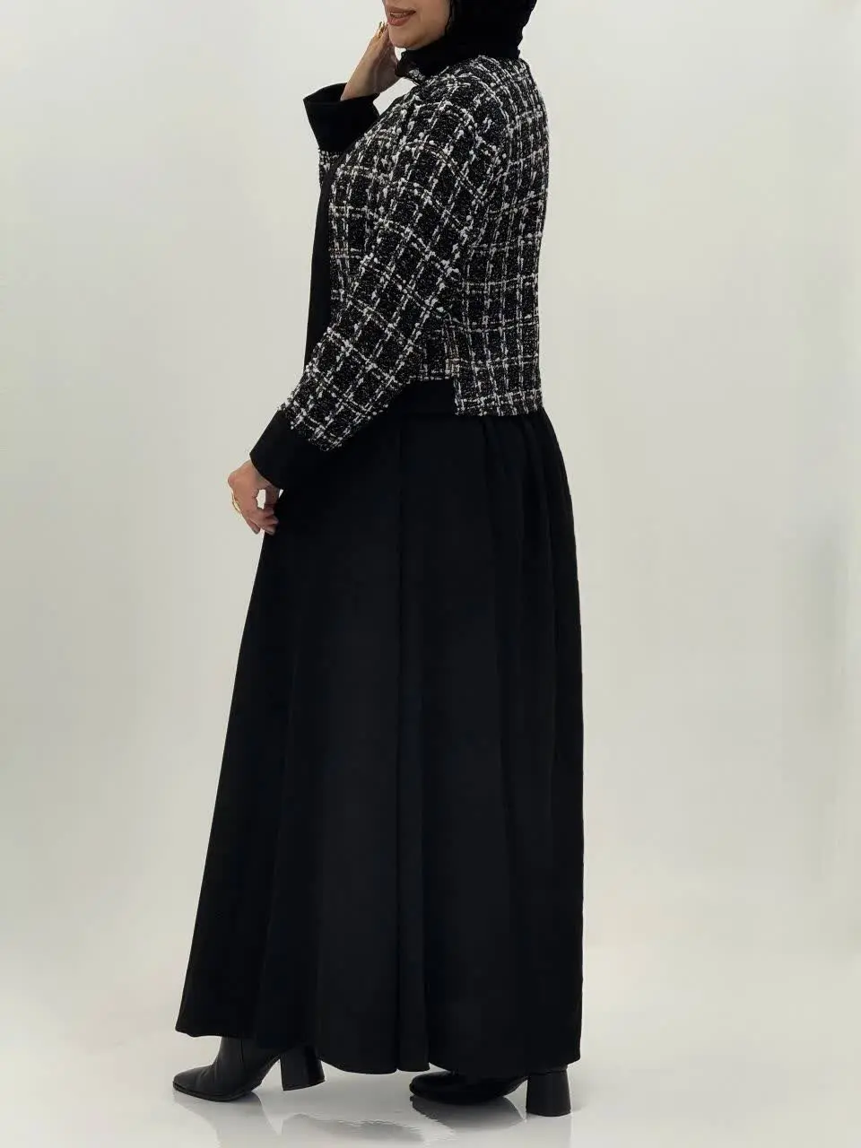 3805-کت و دامن شنل ( ایراددار )